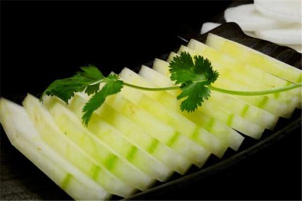 冬瓜可以和牛肉一起吃吗 冬瓜怎么吃好 冬瓜可以和牛肉一起吃吗 冬瓜怎么吃好