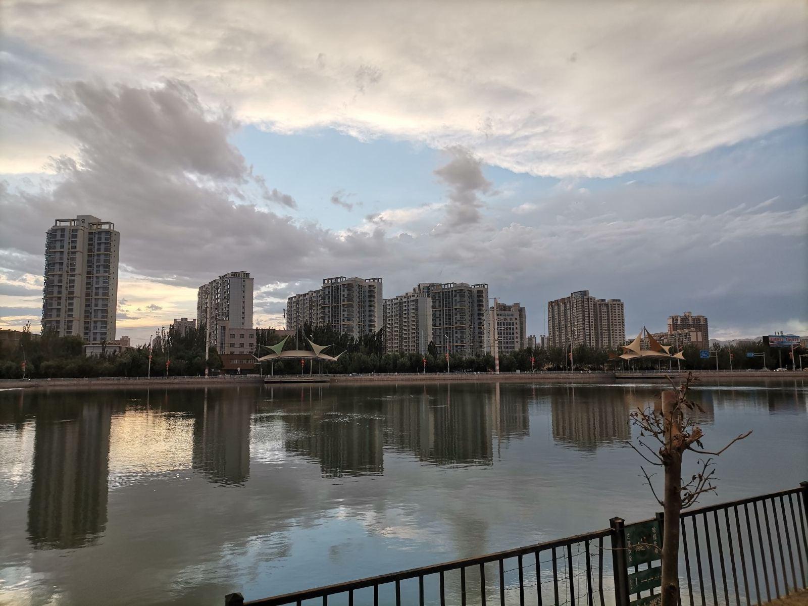 库尔勒有什么旅游景点（库尔勒旅游景点有哪些地方）