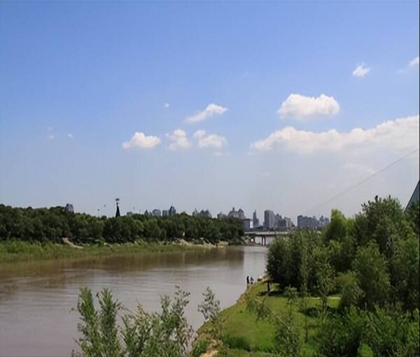 库尔勒有什么旅游景点（库尔勒旅游景点有哪些地方）