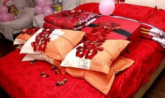 铺床四言八句顺口溜,进新房铺床四言八句图4