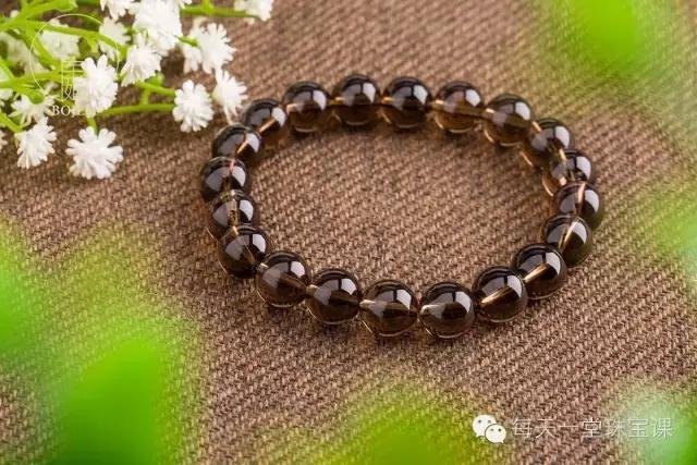 我对天然水晶饰品的认识（天然水晶清凉又美丽）(5)