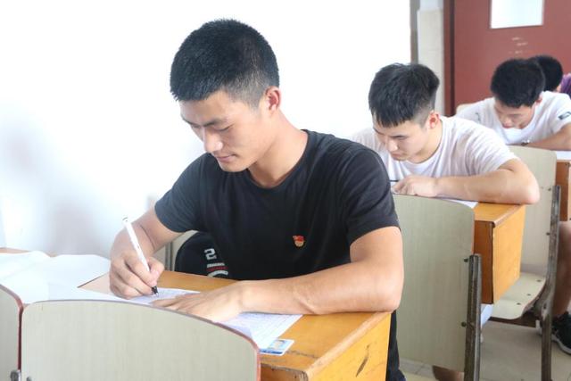 职校必须参加高考才能单招吗（职教高考来了降低中专生进大学门槛）(4)