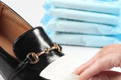 ​湿巾擦鞋伤鞋吗