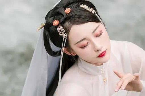 朱彝尊最出名的词是哪一首(含赏析)?