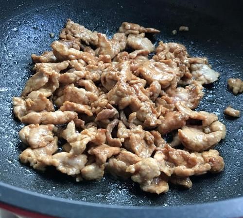 不锈钢锅炒肉怎样不粘