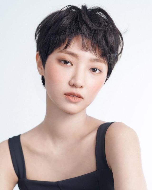 20款春夏韩系发色及发型的流行趋势