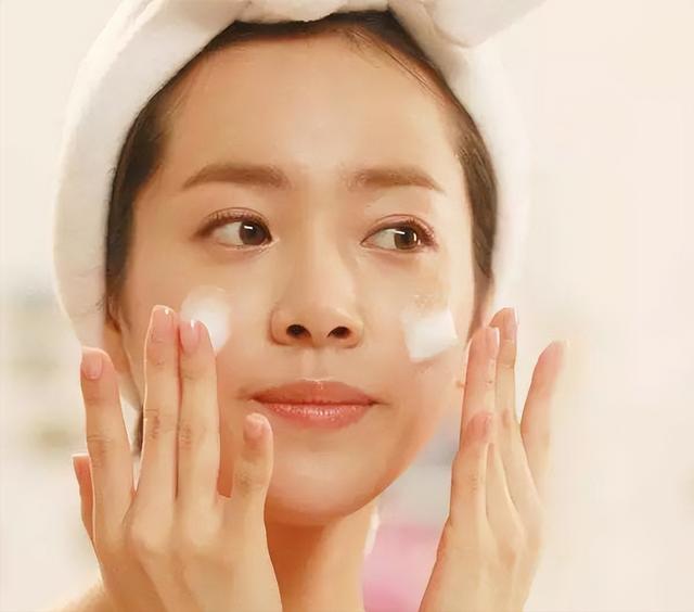 防晒霜正确用法（防晒霜的正确用法）(5)