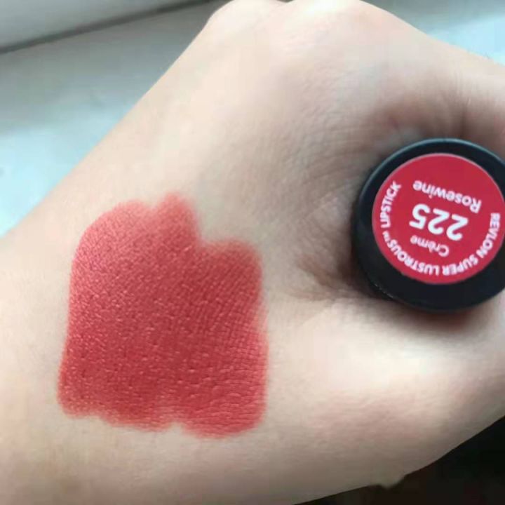 迪奥口红哪个色号好看(推荐1个最显白的迪奥口红色号)