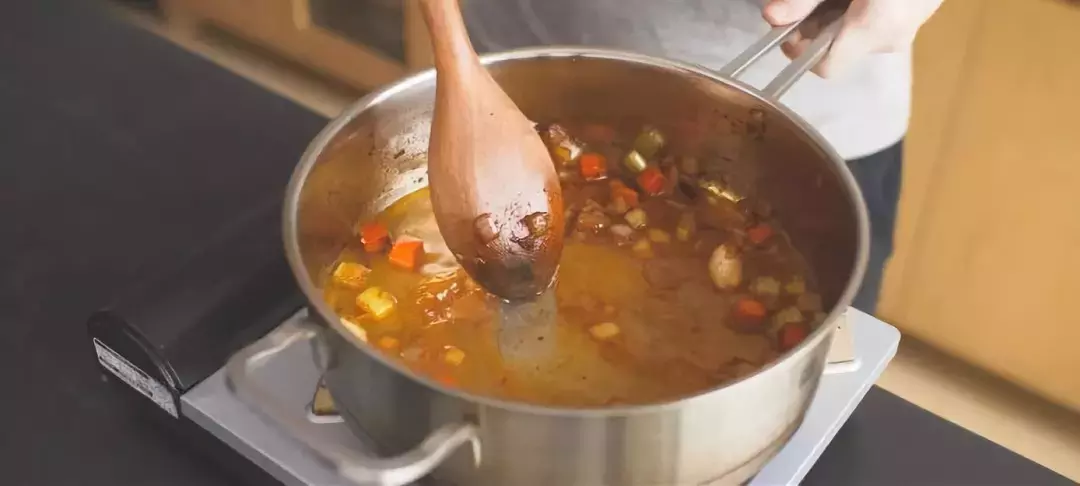 自制牛排酱汁 简单做法（秘制牛排酱汁的制作方法）