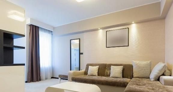 屋子里刚喷完84能待人吗