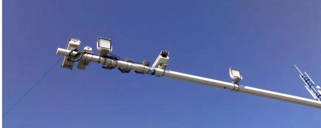 限速和违章拍照摄像头的区别（测速摄像头拍违章吗）(1)