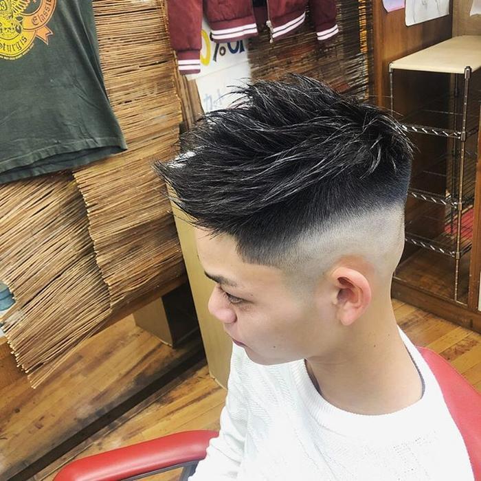 硬汉路线，型男们使用的发型，简单清爽又有型