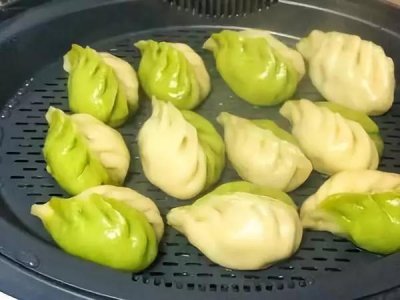 ​双色饺子皮是怎么和面做成的