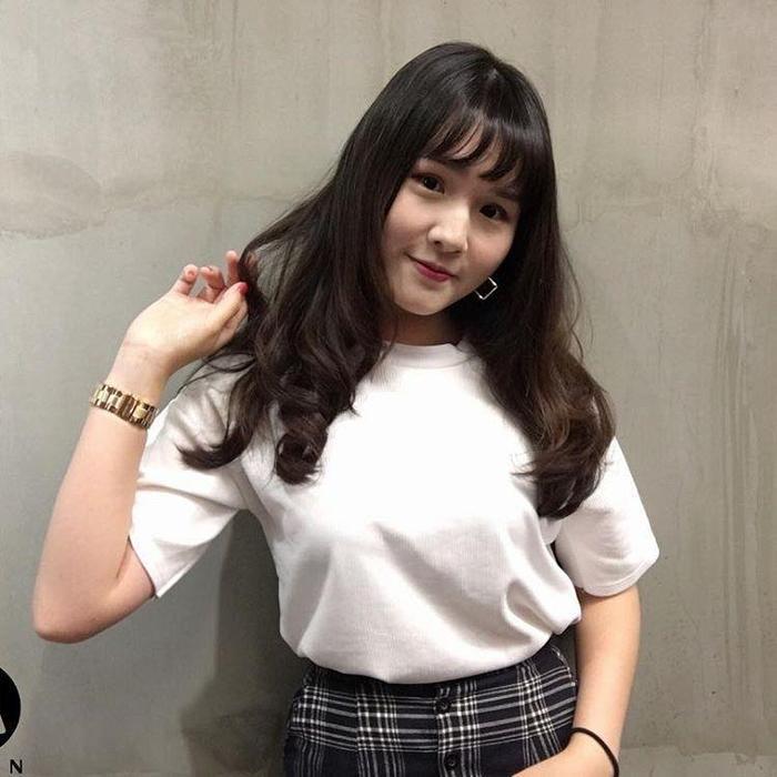 发尾烫微卷,年轻又时尚的卷发发型