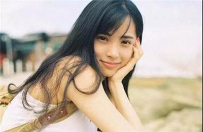 ​女生说玩手机怎么幽默回复她？