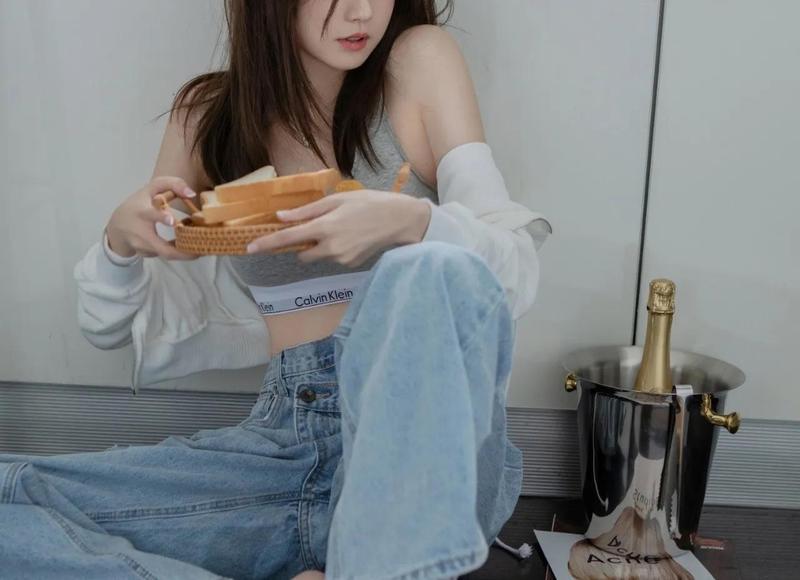 内心极度自卑的人表现（通常会有这4种表现）