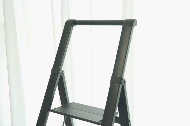 人字梯哪个品牌质量好（邦先生人字形家用折叠梯介绍）