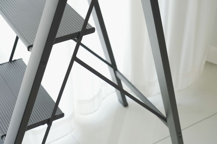 人字梯哪个品牌质量好（邦先生人字形家用折叠梯介绍）