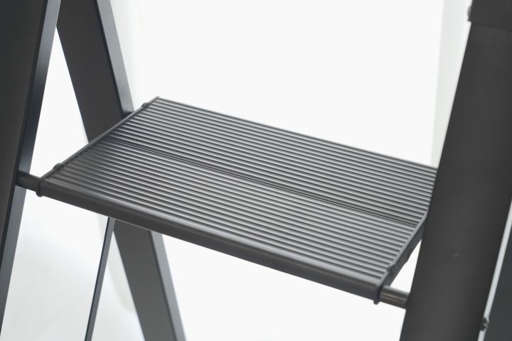 人字梯哪个品牌质量好（邦先生人字形家用折叠梯介绍）