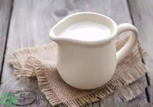 喝羊奶会上火吗?喝羊奶上火了怎么办? 喝羊奶会上火吗?喝羊奶上火了怎么办?